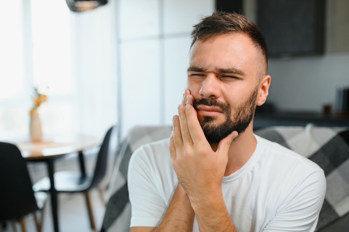 What to Do If You Have a Dental Emergency in the Middle of the Night?